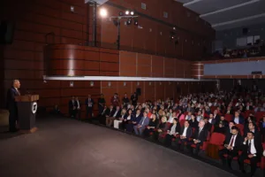 Kayseri Devlet Tiyatrosu, Muhteşem Bir Açılışla "PERDE" Dedi - Mega TV 7 1 min - Mega TV