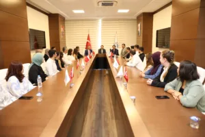 ALKU AILESI BUYUYOR 1 min - Mega TV
