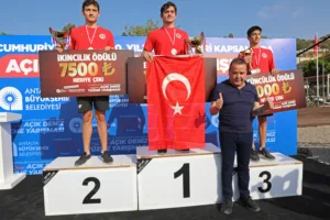 CUMHURIYET 100. YILI ACIK DENIZ YUZME YARISI 14 - Mega TV