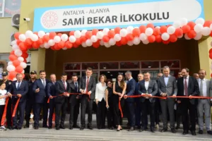 Alanya'da Sami Bekar İlk Okulu Açıldı - Mega TV DSC 7798 min - Mega TV