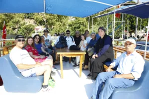 Engelli Misafirler Antalyayi Gezdi 13 min - Mega TV