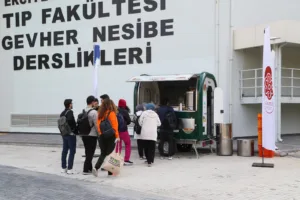 F7 smvEWcAA 8He z min - Mega TV