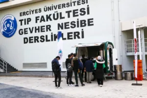 F7 smvFW8AAuAub 4 min - Mega TV