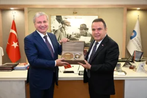 Moskova Hukumeti Baskani Baskan Boceki ziyaret etti 10 2 min - Mega TV