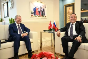 Moskova Hukumeti Baskani Baskan Boceki ziyaret etti 6 2 min - Mega TV