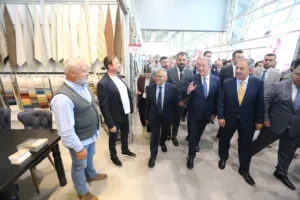 Büyükkılıç, En Büyük Mobilya Fuarı Anadolu Mobilya Fuarı'nın Açılışına Katıldı - Mega TV NURI2745 j - Mega TV