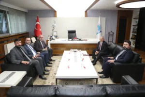 Başkan Büyüklılıç'a, MHP İl Başkanı Demirezen’den Ziyaret - Mega TV NURI8221 7 1 1 - Mega TV
