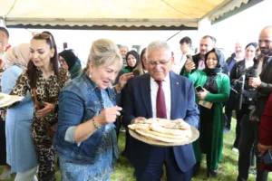 Ünlü Şeflerden, Kayseri'ye Ve Başkan Büyükkılıç'a Övgü Dolu Sözler - Mega TV NURI8622 w - Mega TV