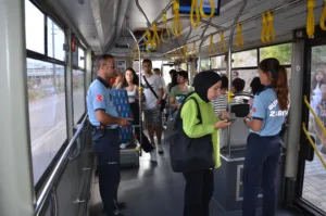 ULASIM UNIVERSITE OTOBUSLERI DENETIM 5 1 min - Mega TV