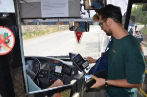 ULASIM UNIVERSITE OTOBUSLERI DENETIM 6 1 min - Mega TV