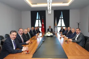 YEREL YONETIMLER BASKANI ZIYARETI o min - Mega TV