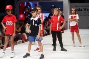 moda haftasi sona erdi 26 - Mega TV