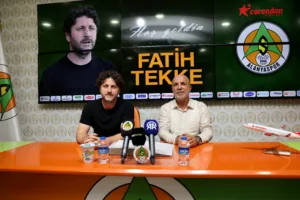 Corendon Alanyaspor Yeni Teknik Direktör Fatih Tekke İle Anlaştı - Mega TV 1 8 - Mega TV