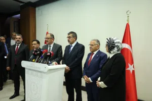 BÜYÜKŞEHİR BELEDİYESİ EV SAHİPLİĞİNDE BAKAN ÖZHASEKİ VE BAKAN TEKİN’İN KATILDIĞI İL DEĞERLENDİRME TOPLANTISI YAPILDI - Mega TV 8 p - Mega TV