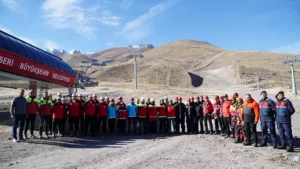 Erciyes’te Kurtarma Tatbikatı Düzenlendi - Mega TV DSC04394 6 0 - Mega TV