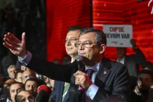 2.Turda Kazanan CHP Genel Başkanı Özgür Özel Açıklamalarda Bulundu - Mega TV WhatsApp Image 2023 11 05 at 17.27.01 - Mega TV