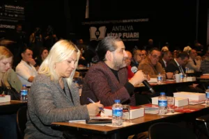 kitap fuari basin toplantisi 16 - Mega TV