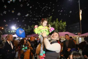 13. Uluslararası Yeni Yıl Pazarı Kapılarını Açıyor - Mega TV 1 8 min 1 - Mega TV